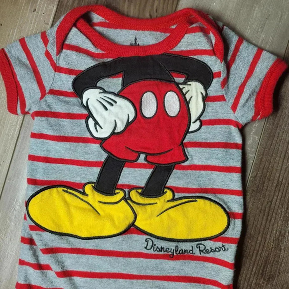Disneyland Resort Striped Mickey Mouse Baby Bodysuit Size 12m NWOT - Picture 5 of 11